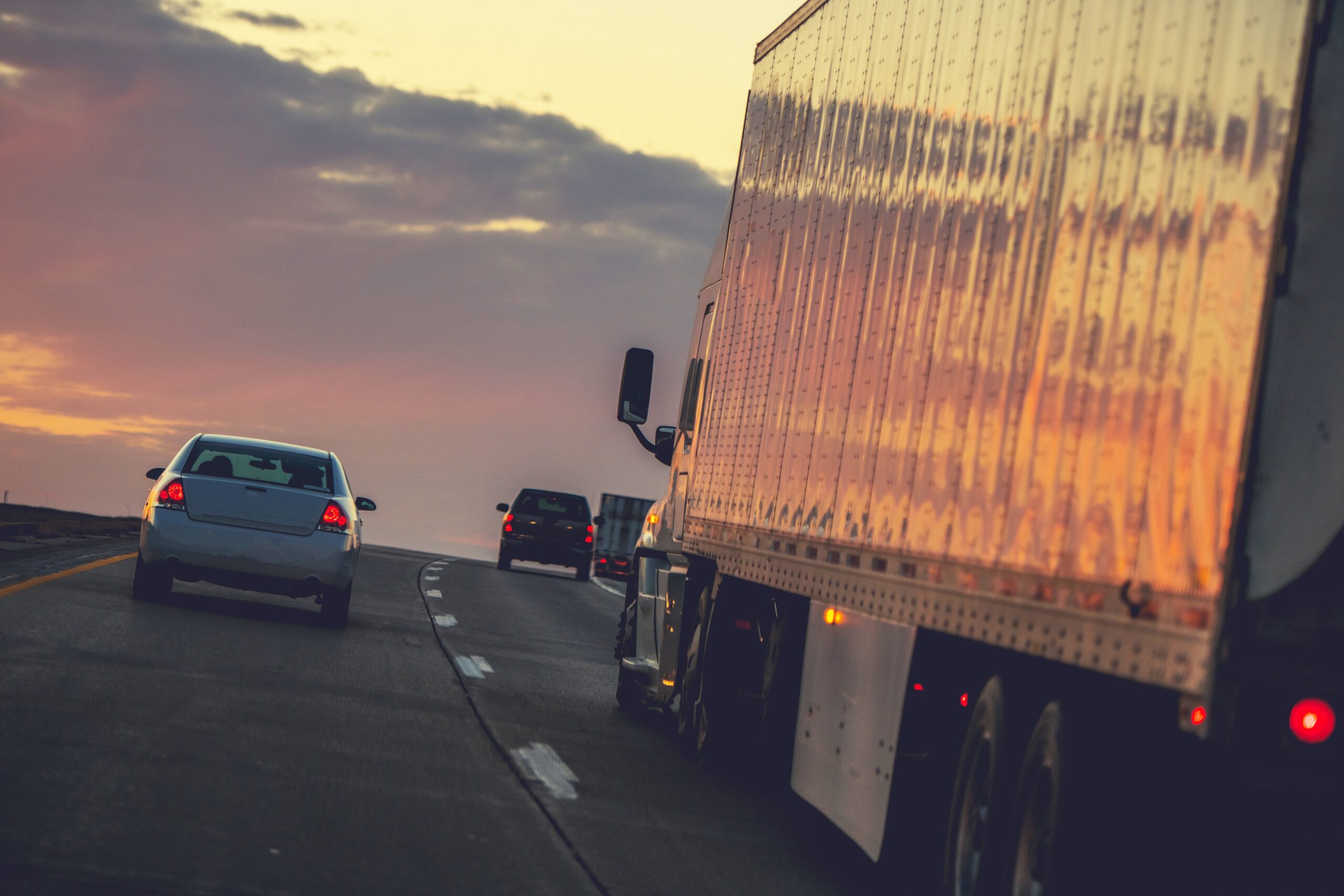 How Technology is Transforming the Trucking Industry
